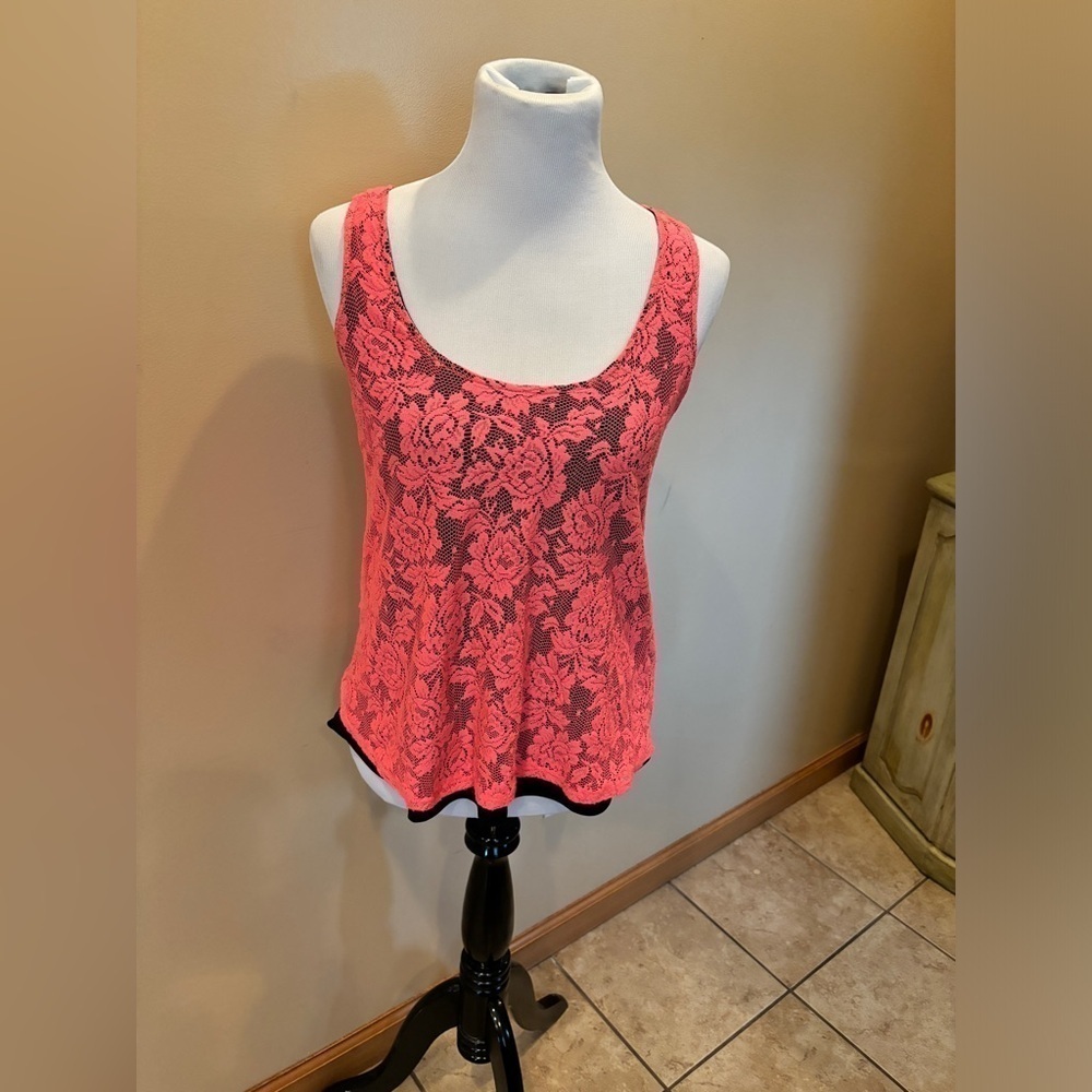 Love Rocks Women’s Lace Tank Top with Black Cami Lining Size XS